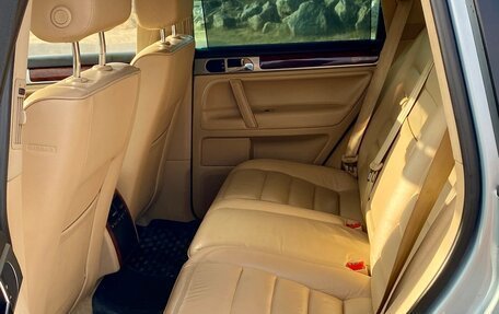 Volkswagen Touareg III, 2004 год, 1 000 000 рублей, 29 фотография