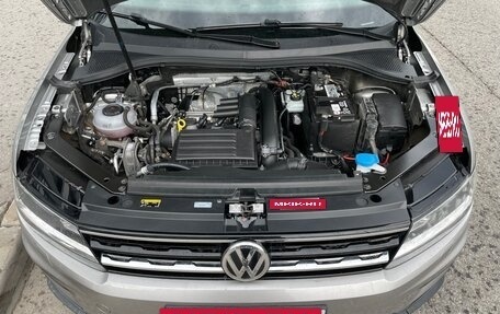 Volkswagen Tiguan II, 2019 год, 2 200 000 рублей, 17 фотография