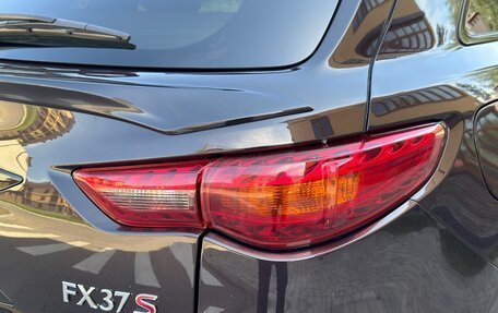 Infiniti FX II, 2011 год, 2 400 000 рублей, 16 фотография