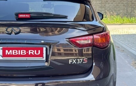 Infiniti FX II, 2011 год, 2 400 000 рублей, 12 фотография