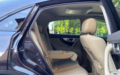 Infiniti FX II, 2011 год, 2 400 000 рублей, 38 фотография