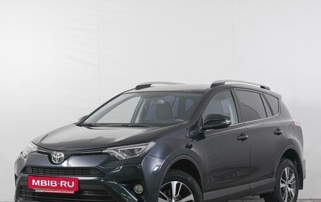 Toyota RAV4, 2018 год, 2 799 000 рублей, 4 фотография