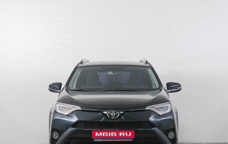 Toyota RAV4, 2018 год, 2 799 000 рублей, 3 фотография