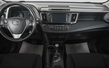 Toyota RAV4, 2018 год, 2 799 000 рублей, 14 фотография
