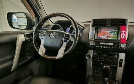 Toyota Land Cruiser Prado 150 рестайлинг 2, 2010 год, 2 388 000 рублей, 17 фотография