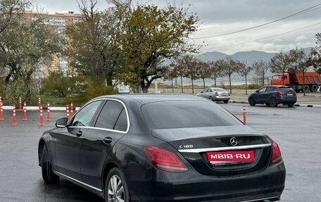 Mercedes-Benz C-Класс, 2019 год, 3 280 000 рублей, 1 фотография
