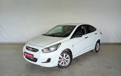 Hyundai Solaris II рестайлинг, 2013 год, 600 000 рублей, 1 фотография