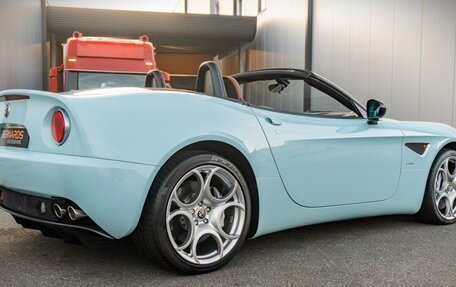 Alfa Romeo 8C Competizione, 2010 год, 43 000 000 рублей, 4 фотография