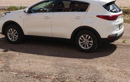 KIA Sportage IV рестайлинг, 2018 год, 1 250 000 рублей, 6 фотография