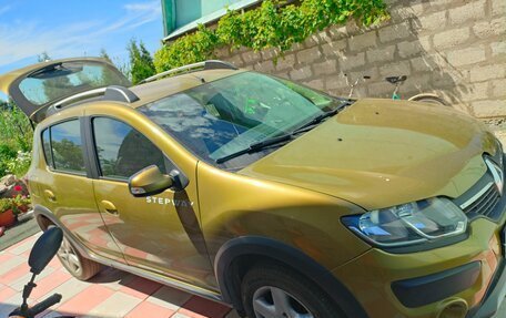 Renault Sandero II рестайлинг, 2016 год, 980 000 рублей, 2 фотография
