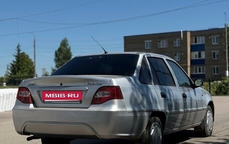 Daewoo Nexia I рестайлинг, 2011 год, 350 000 рублей, 2 фотография