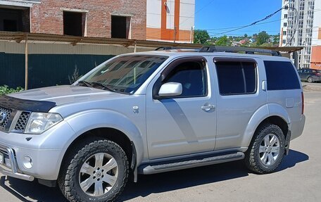 Nissan Pathfinder, 2005 год, 1 150 000 рублей, 2 фотография