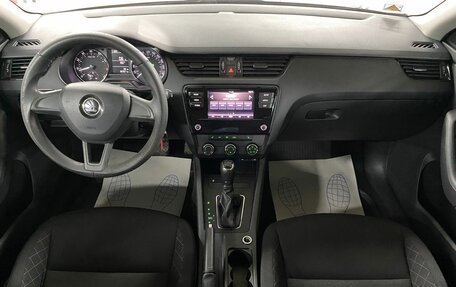 Skoda Octavia, 2017 год, 1 549 000 рублей, 9 фотография