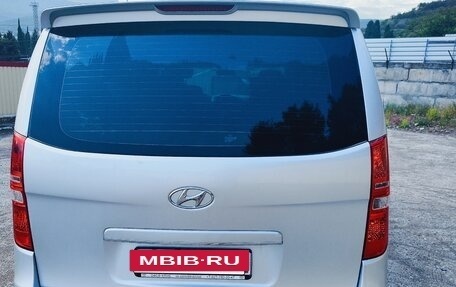 Hyundai Grand Starex Grand Starex I рестайлинг 2, 2008 год, 1 150 000 рублей, 4 фотография