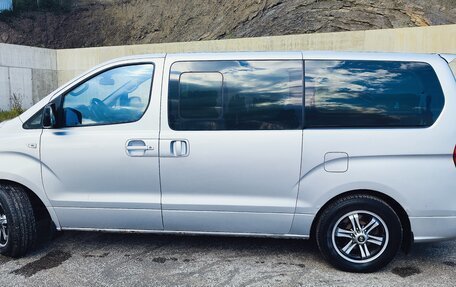 Hyundai Grand Starex Grand Starex I рестайлинг 2, 2008 год, 1 150 000 рублей, 6 фотография