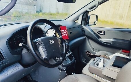 Hyundai Grand Starex Grand Starex I рестайлинг 2, 2008 год, 1 150 000 рублей, 15 фотография