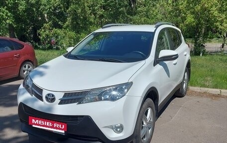 Toyota RAV4, 2014 год, 2 150 000 рублей, 2 фотография