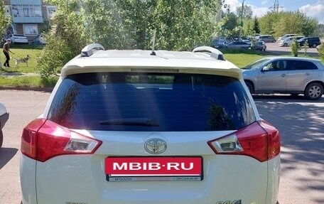Toyota RAV4, 2014 год, 2 150 000 рублей, 4 фотография