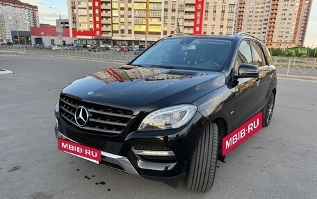 Mercedes-Benz M-Класс, 2012 год, 2 780 000 рублей, 2 фотография