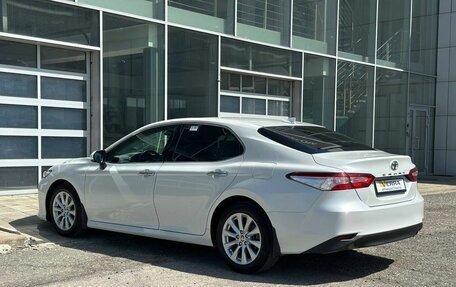 Toyota Camry, 2020 год, 3 150 000 рублей, 6 фотография