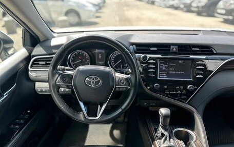 Toyota Camry, 2020 год, 3 150 000 рублей, 7 фотография