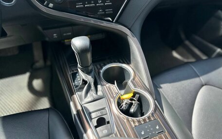 Toyota Camry, 2020 год, 3 150 000 рублей, 14 фотография