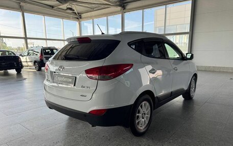 Hyundai ix35 I рестайлинг, 2010 год, 893 000 рублей, 2 фотография