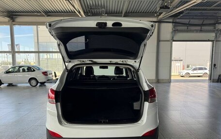 Hyundai ix35 I рестайлинг, 2010 год, 893 000 рублей, 8 фотография