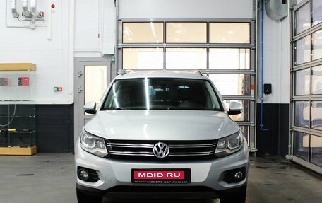 Volkswagen Tiguan I, 2011 год, 935 000 рублей, 2 фотография