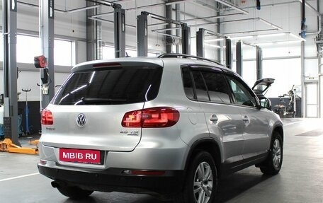 Volkswagen Tiguan I, 2011 год, 935 000 рублей, 5 фотография