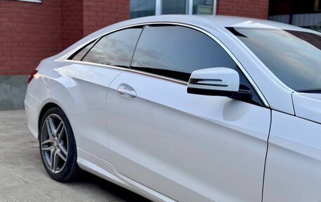 Mercedes-Benz E-Класс, 2016 год, 2 900 000 рублей, 3 фотография