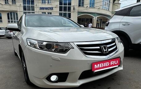 Honda Accord VIII рестайлинг, 2012 год, 1 330 000 рублей, 2 фотография