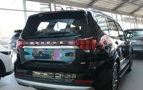 KIA Mohave I, 2023 год, 8 800 000 рублей, 4 фотография