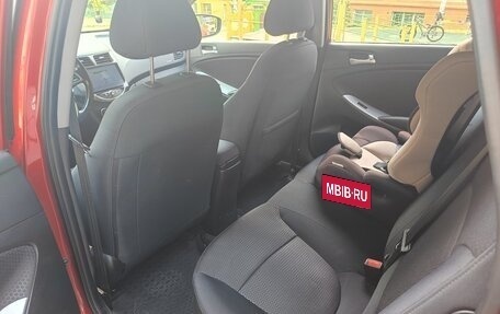 Hyundai Solaris II рестайлинг, 2015 год, 1 200 000 рублей, 10 фотография