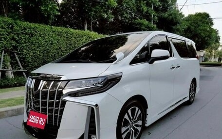 Toyota Alphard III, 2021 год, 3 350 000 рублей, 1 фотография
