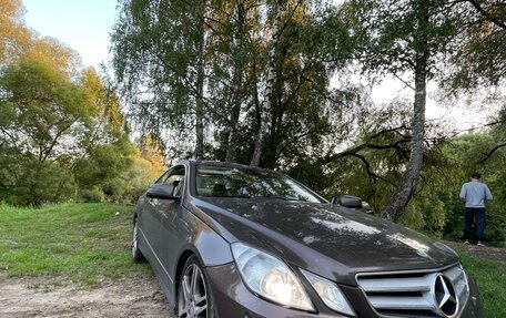 Mercedes-Benz E-Класс, 2012 год, 1 999 000 рублей, 2 фотография