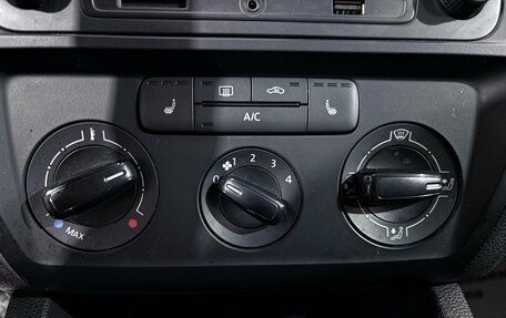 Volkswagen Jetta VI, 2015 год, 1 122 000 рублей, 11 фотография