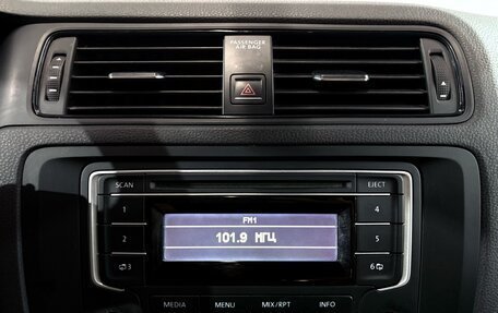 Volkswagen Jetta VI, 2015 год, 1 122 000 рублей, 12 фотография