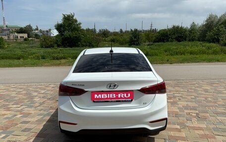 Hyundai Solaris II рестайлинг, 2019 год, 1 550 000 рублей, 5 фотография
