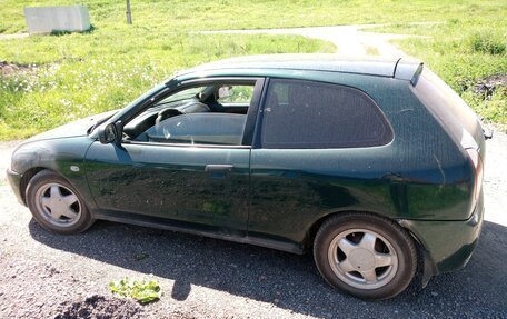 Mitsubishi Colt VI рестайлинг, 2002 год, 185 000 рублей, 11 фотография