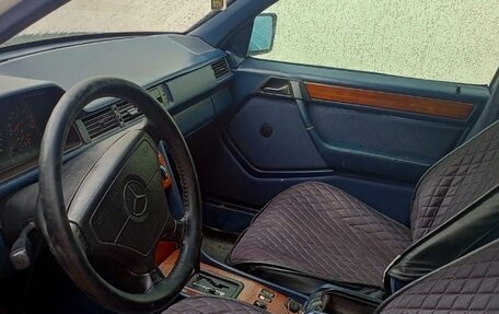 Mercedes-Benz E-Класс, 1994 год, 375 000 рублей, 4 фотография
