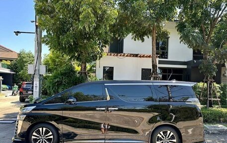 Toyota Vellfire II, 2021 год, 3 350 000 рублей, 7 фотография