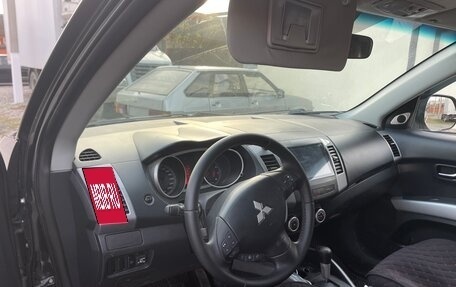 Mitsubishi Outlander III рестайлинг 3, 2007 год, 980 000 рублей, 6 фотография