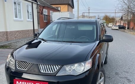 Mitsubishi Outlander III рестайлинг 3, 2007 год, 980 000 рублей, 3 фотография