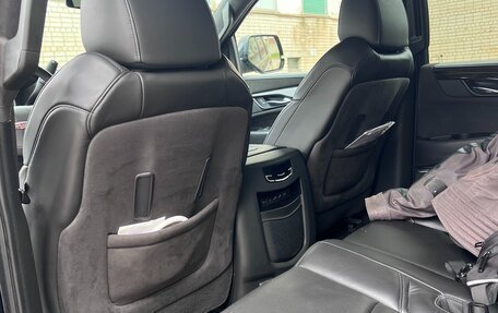 Cadillac Escalade IV, 2020 год, 6 400 000 рублей, 4 фотография