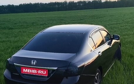 Honda Accord IX рестайлинг, 2013 год, 1 500 000 рублей, 3 фотография