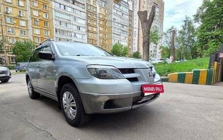 Mitsubishi Outlander III рестайлинг 3, 2003 год, 550 000 рублей, 3 фотография