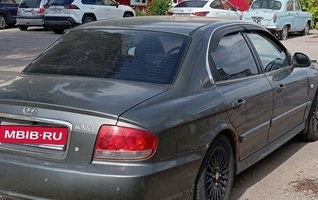 Hyundai Sonata IV рестайлинг, 2004 год, 314 000 рублей, 3 фотография