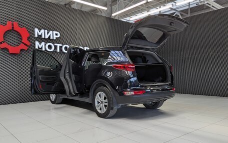 KIA Sportage IV рестайлинг, 2017 год, 1 999 000 рублей, 10 фотография