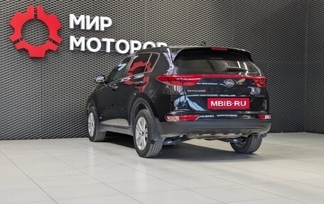 KIA Sportage IV рестайлинг, 2017 год, 1 999 000 рублей, 7 фотография